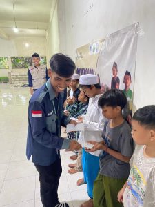 HMPS MPI STAIL Salurkan Santunan untuk Yatim Piatu di Panti Asuhan Darussalam, Mulyorejo